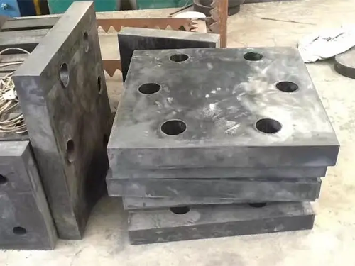 阿合奇天然建筑减震块机械橡胶垫块