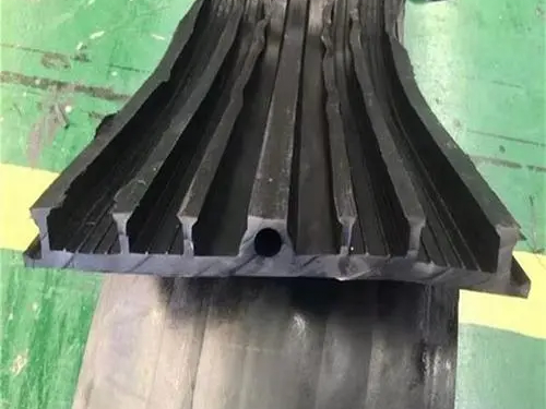 阿合奇外贴式橡胶止水带